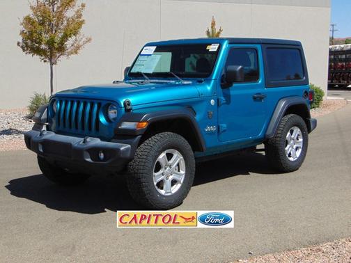 Bikini Pearlcoat 2020 Jeep Wrangler SPORT