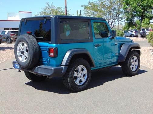 Bikini Pearlcoat 2020 Jeep Wrangler SPORT