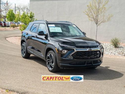 Mosaic Black Metallic 2026 Chevrolet Trailblazer RS
