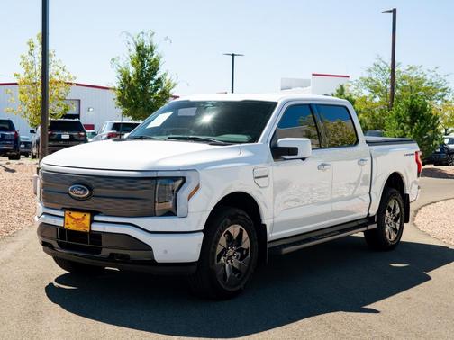 2023 Ford F-150 Lightning LARIAT