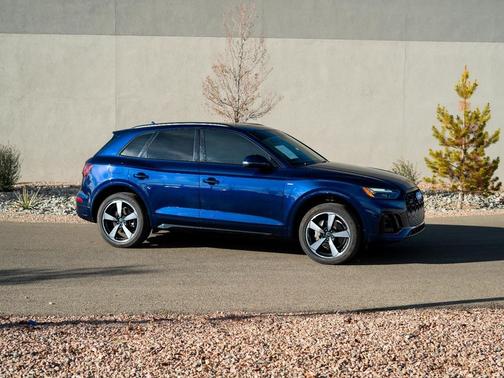 2023 Audi Q5 45 S line Premium Plus