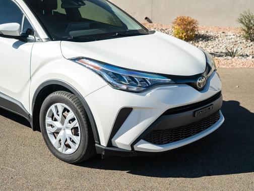 2020 Toyota C-HR LE