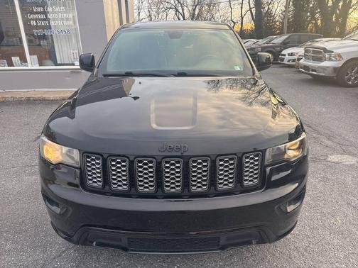 2017 Jeep Grand Cherokee Altitude