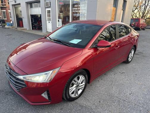 2019 Hyundai ELANTRA SEL