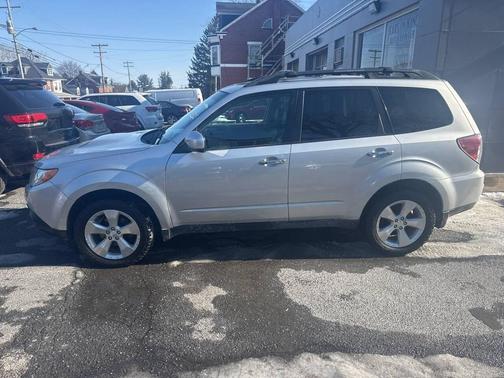 2010 Subaru Forester 2.5 X Limited