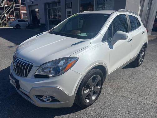 White Pearl Tricoat 2014 Buick Encore Leather