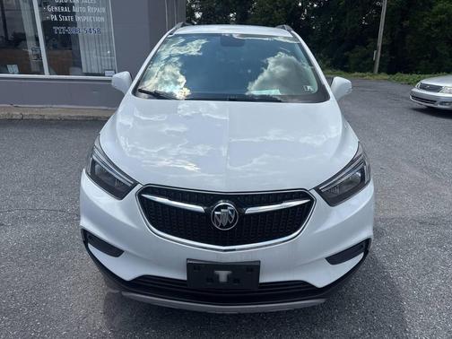 Summit White 2018 Buick Encore Preferred