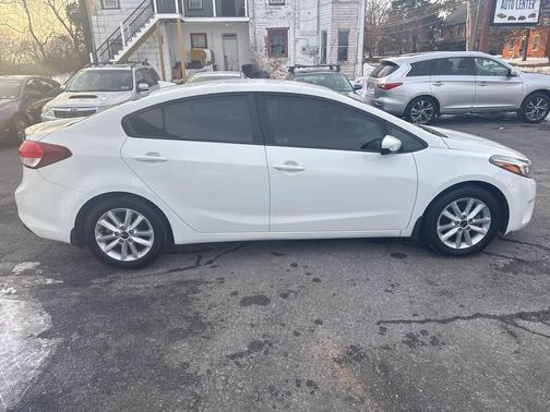 2017 Kia Forte S