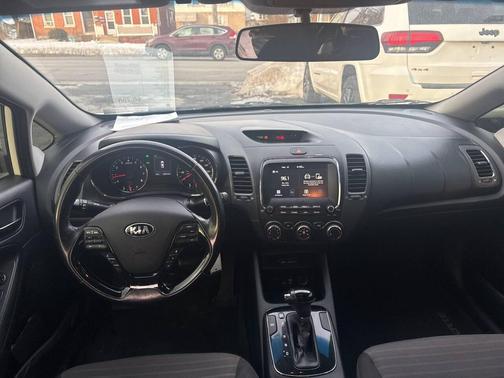2017 Kia Forte S