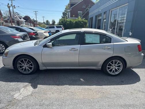 2011 Mitsubishi Galant Base
