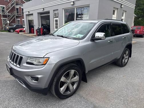 Gray 2015 Jeep Grand Cherokee Limited
