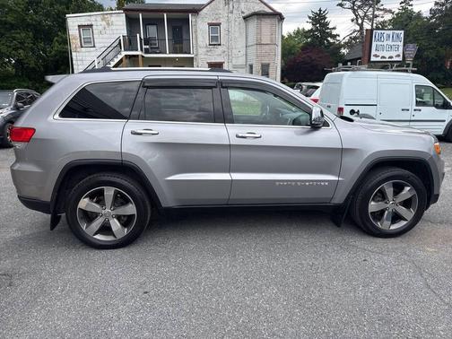 Gray 2015 Jeep Grand Cherokee Limited