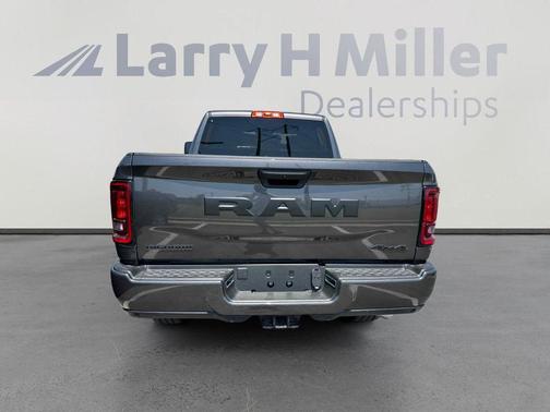 2025 RAM 2500 Big Horn Crew Cab 4x4 6'4' Box