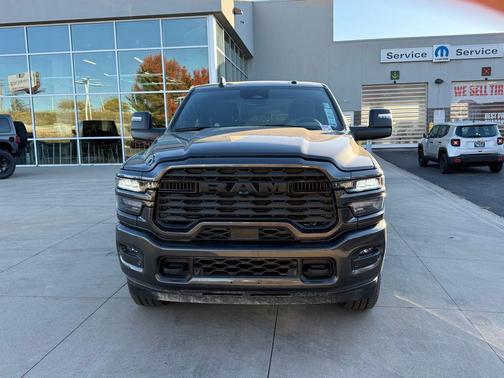 2025 RAM 2500 Big Horn Crew Cab 4x4 6'4' Box