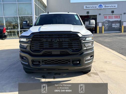 2026 RAM 2500 Tradesman Crew Cab 4x4 6'4' Box