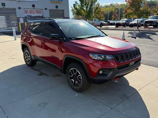2025 Jeep Compass Trailhawk