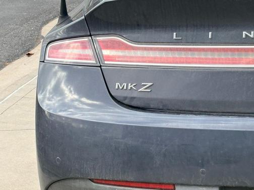 2014 Lincoln MKZ Base