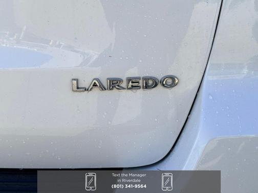 2022 Jeep Grand Cherokee Laredo
