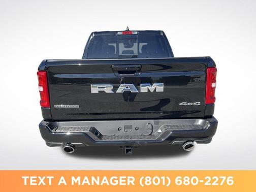 Diamond Black Crystal Pearlcoat 2026 RAM 1500 Big Horn/Lone Star