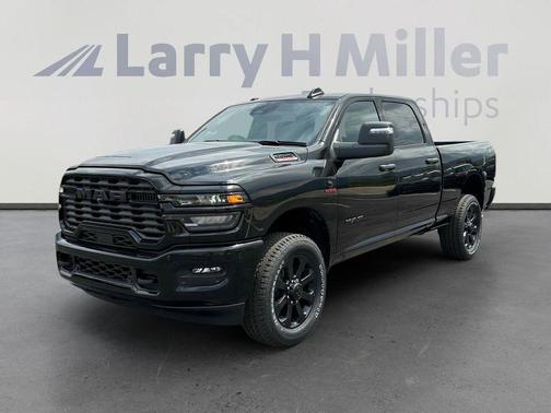 2025 RAM 2500 Big Horn Crew Cab 4x4 6'4' Box