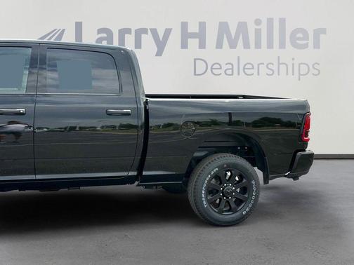 2025 RAM 2500 Big Horn Crew Cab 4x4 6'4' Box