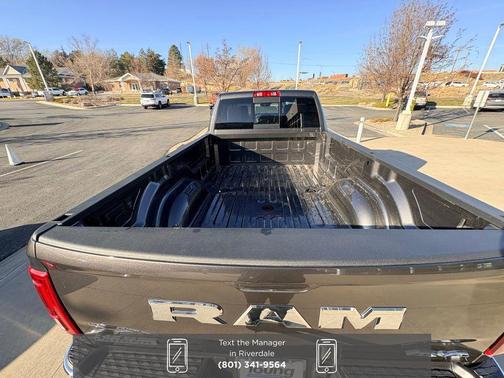 2026 RAM 3500 Laramie Crew Cab 4x4 8' Box