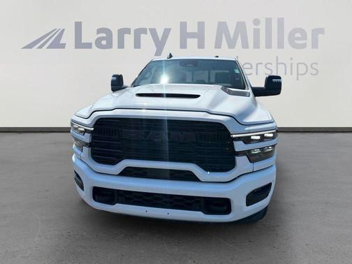 2025 RAM 2500 Laramie Crew Cab 4x4 6'4' Box
