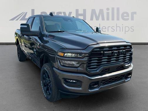 2025 RAM 2500 Big Horn Crew Cab 4x4 6'4' Box