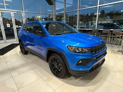2025 Jeep Compass Latitude