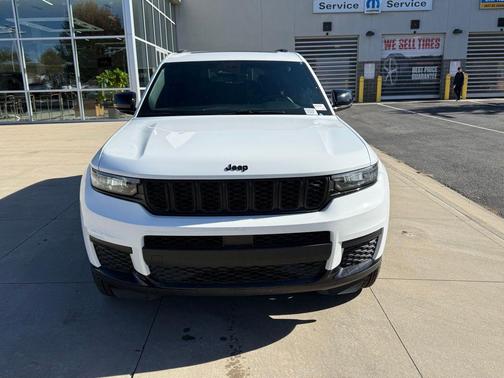 2025 Jeep Grand Cherokee L Altitude