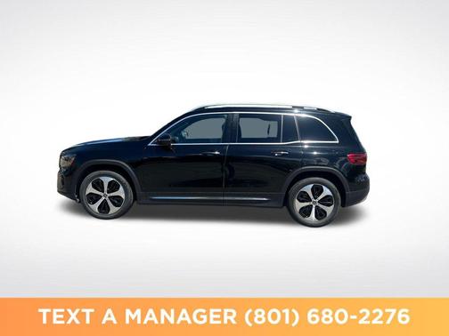 Night Black 2025 Mercedes-Benz GLB 250 4MATIC