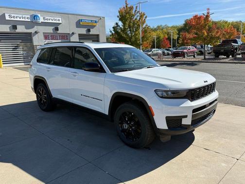 2025 Jeep Grand Cherokee L Altitude