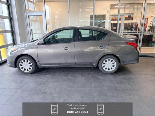 2016 Nissan Versa 1.6 SV