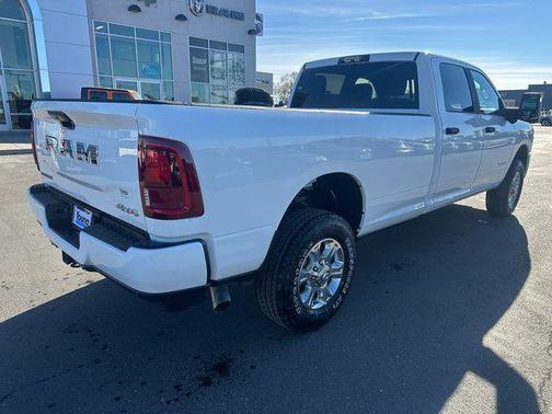 2026 RAM 2500 Big Horn Crew Cab 4x4 8' Box