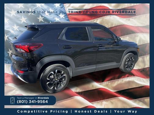 Mosaic Black Metallic 2022 Chevrolet Trailblazer LT