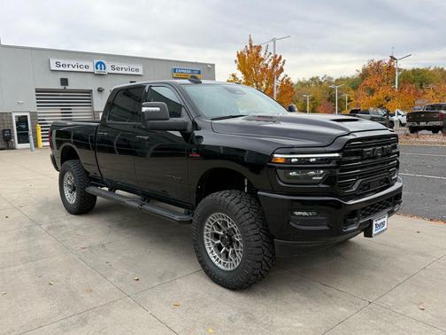 2025 RAM 2500 Laramie Crew Cab 4x4 6'4' Box