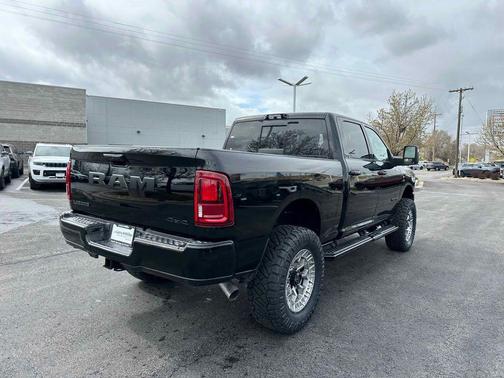 2025 RAM 2500 Laramie Crew Cab 4x4 6'4' Box