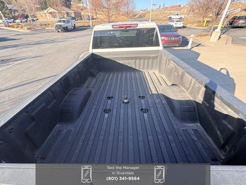 2023 GMC Sierra 2500 Pro