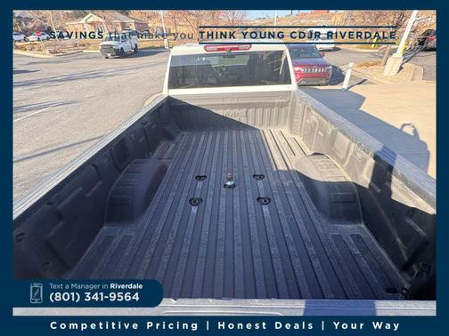 2023 GMC Sierra 2500 Pro