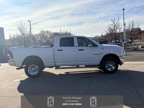 2017 RAM 2500 Tradesman Crew Cab 4x4 6'4' Box