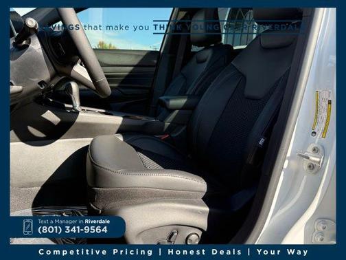 Bright White Clearcoat 2025 Jeep Compass Latitude