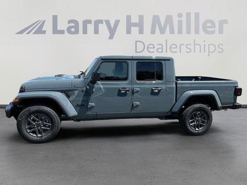 2025 Jeep Gladiator Sport S