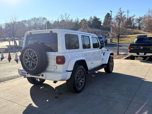 2022 Jeep Wrangler Unlimited 4xe Sahara High Altitude