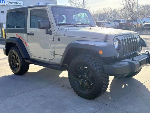 2018 Jeep Wrangler JK Willys Wheeler W