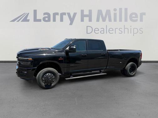 2025 RAM 3500 Laramie Crew Cab 4x4 8' Box