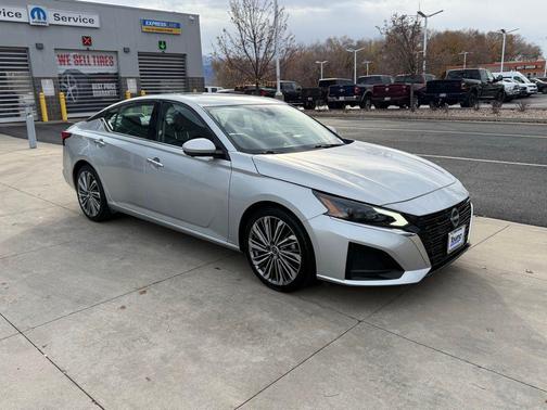 2023 Nissan Altima 2.5 SL