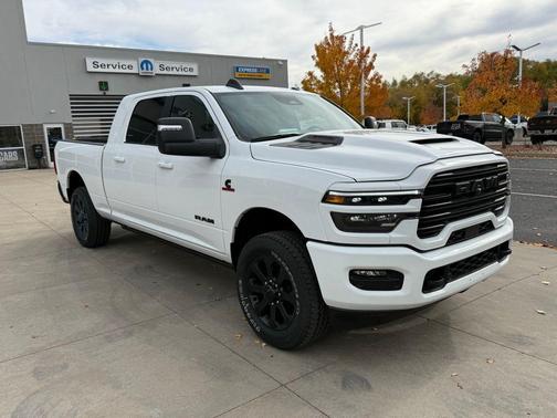 2025 RAM 2500 Laramie Crew Cab 4x4 6'4' Box