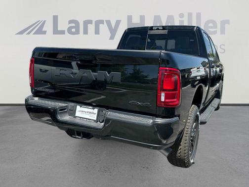 2025 RAM 2500 Laramie Crew Cab 4x4 6'4' Box
