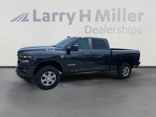 2025 RAM 2500 Big Horn Crew Cab 4x4 6'4' Box