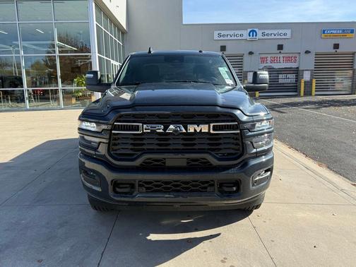 2025 RAM 2500 Big Horn Crew Cab 4x4 6'4' Box